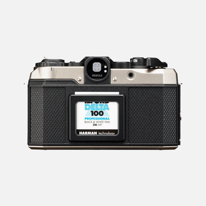 Pentax 17